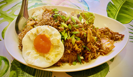 Koreański smażony ryż z kimchi