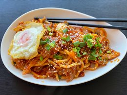 Kimchi Udon wok koreański